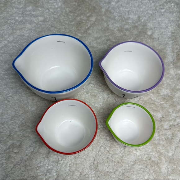 Rae Dunn Measuring Cup - FIRM - Picture 4 of 16
